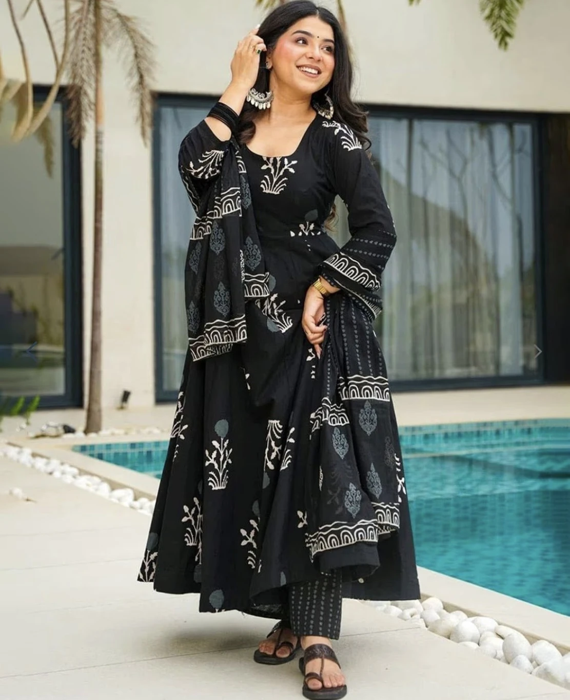 Janasya Women's Black Rayon Kurta With Dupatta - Image 2